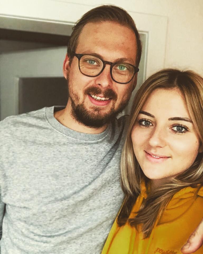 Zwei Menschen, die wieder zusammen fanden